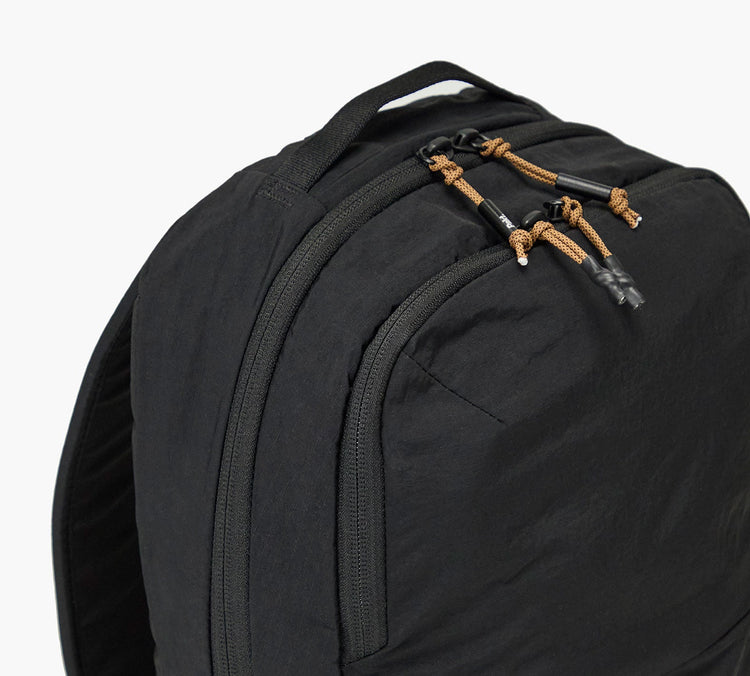 Pakt-Stash-Packable-Backpack-16L#color_black