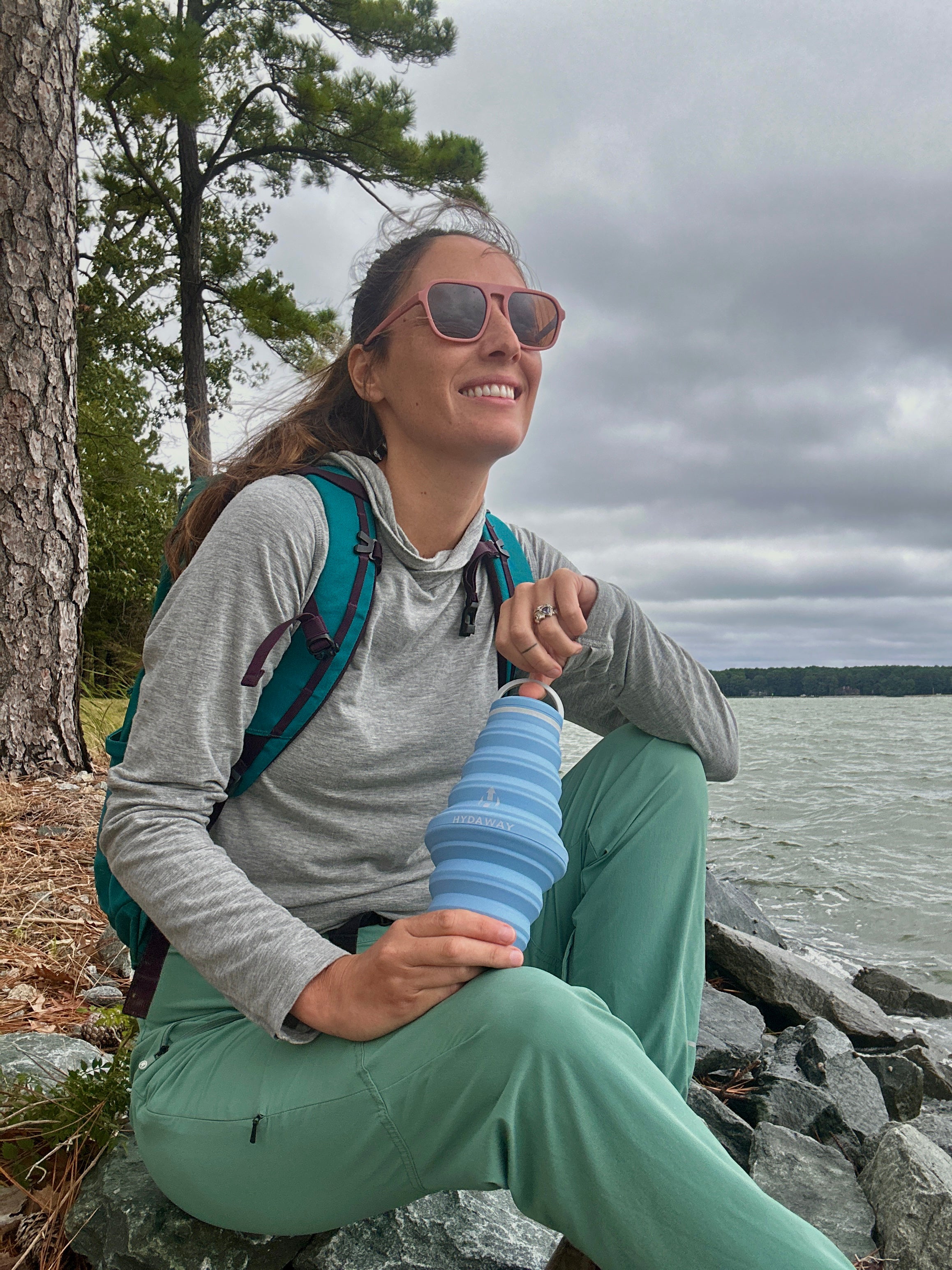 HYDAWAY 25 fluid ounce (750ml) collapsible water bottle is a BPA-free water bottle made from durable silicone bottle material, designed as a travel bottle and foldable bottle for hiking hydration gear, with the convenience of a reusable water bottle, large water bottle, and leakproof travel bottle.