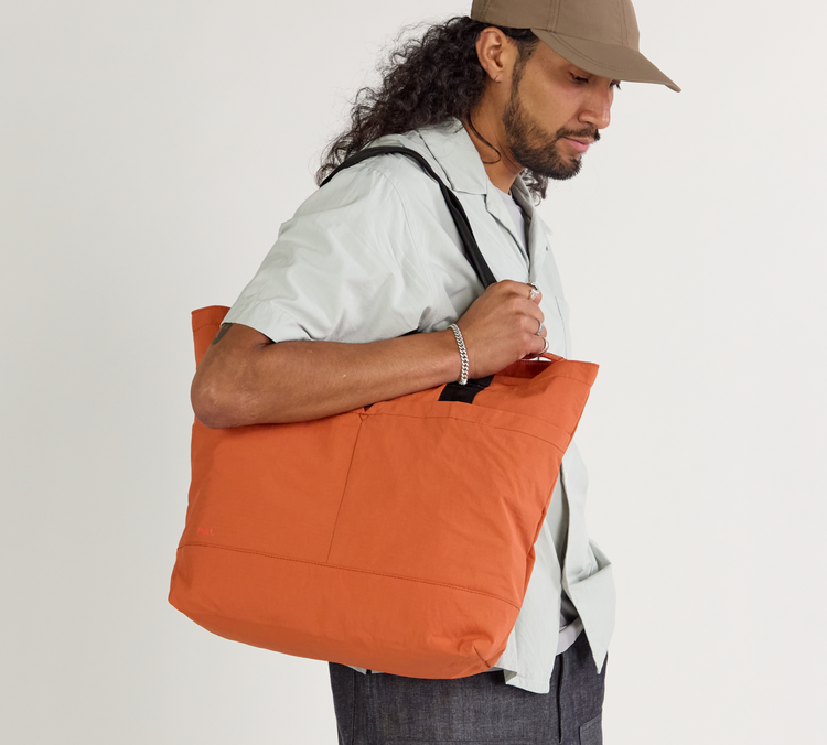 Pakt-Stash-Packable-Tote-16L#color_sumac
