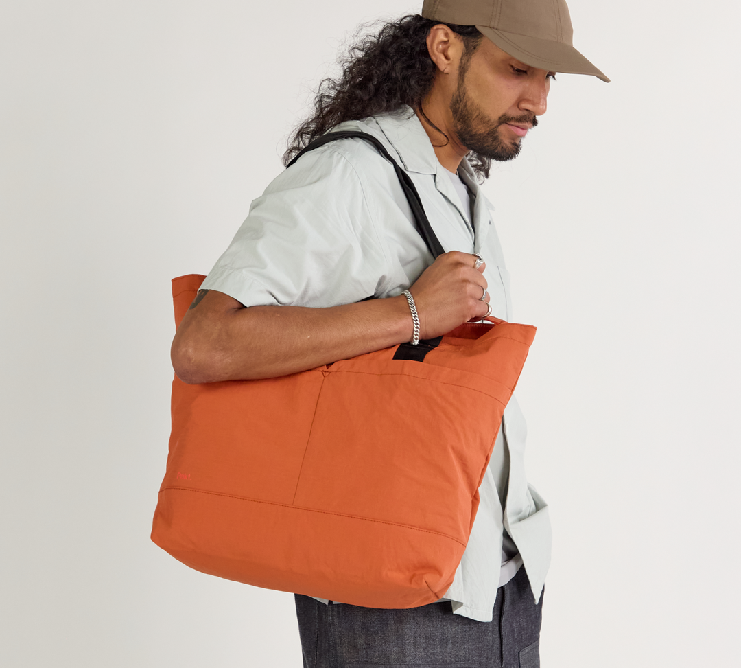 Pakt-Stash-Packable-Tote-16L#color_sumac